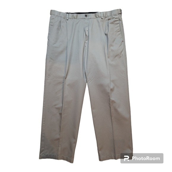 Haggar Work to Weekend No-Iron Pants in Khaki Men's 42x30 - Picture 3 of 6